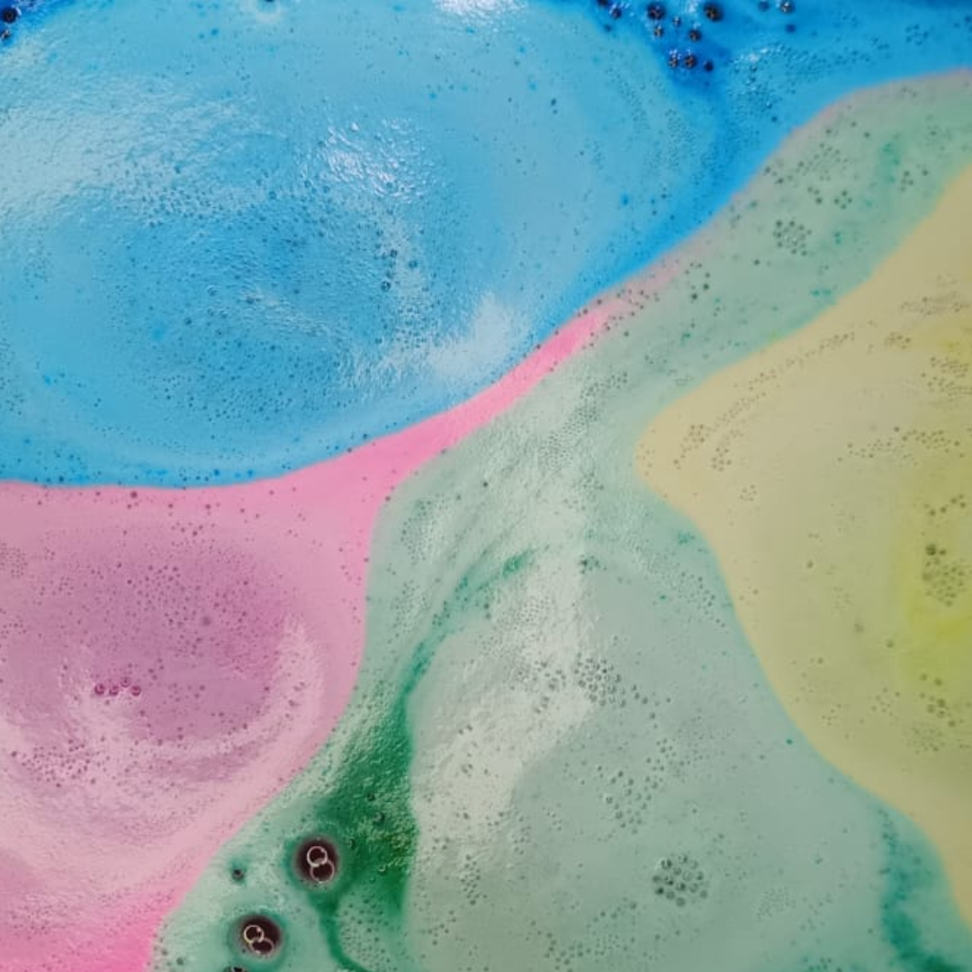 Rainbow Tub, 16 Mini Bath Bombs